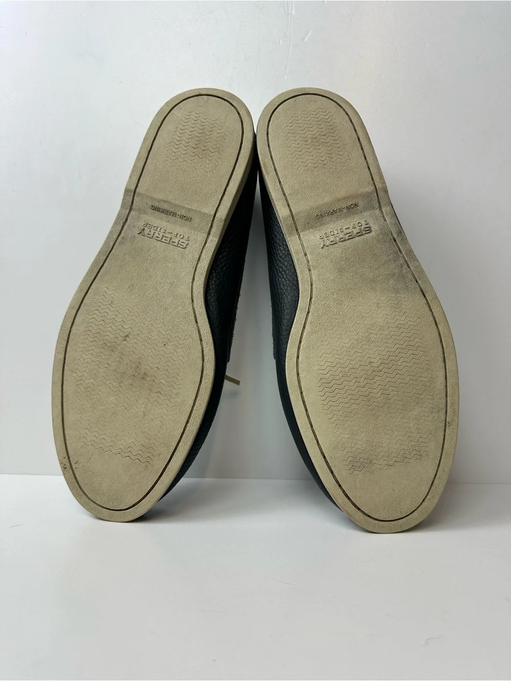 Sperry Men's Navy Blue Leather Boat Shoes with Cream Laces